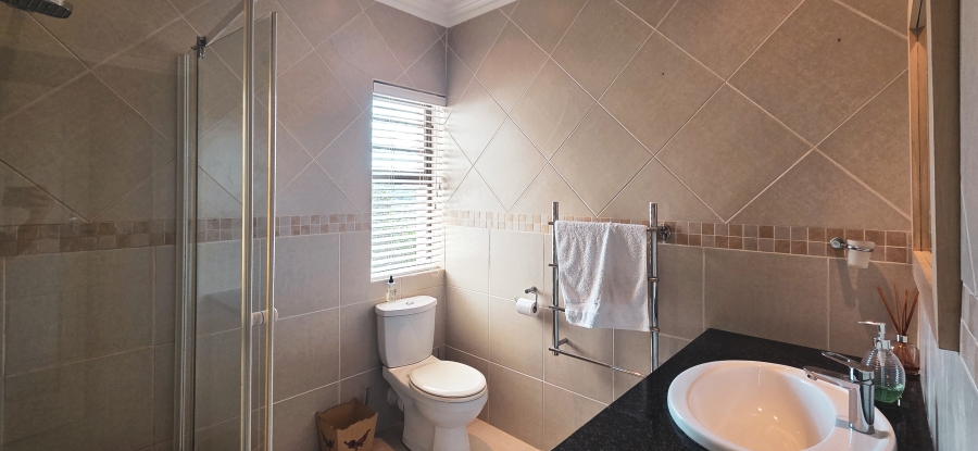 8 Bedroom Property for Sale in West Bank Eastern Cape